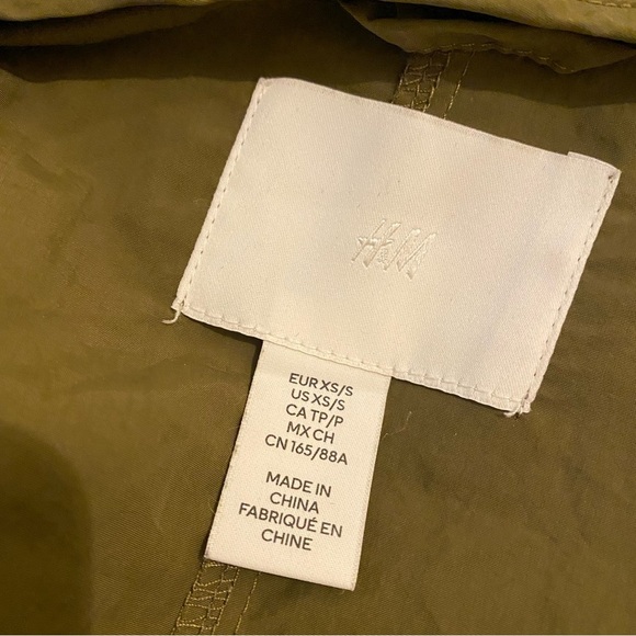 H&M olive green light long jacket. Size Xs / S - Picture 7 of 14